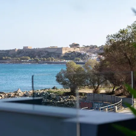 Rithian Blue Coast 2 Bedroom Seaview شقة