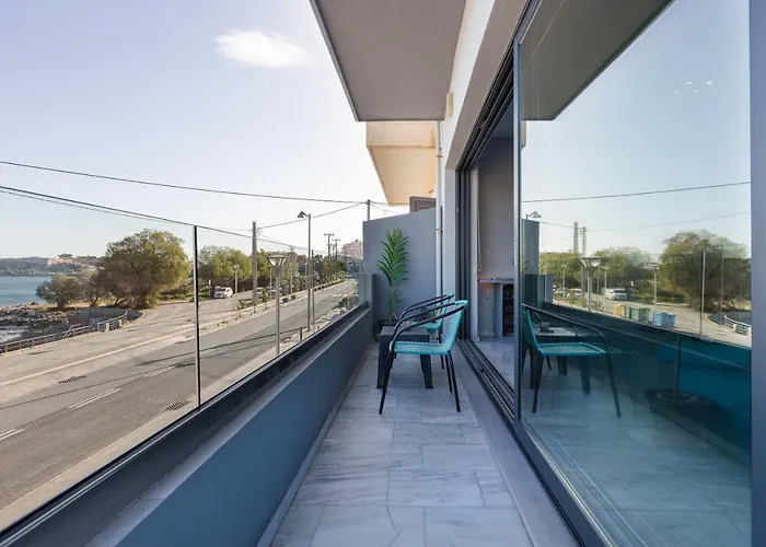 Rithian Blue Coast 2 Bedroom Seaview *